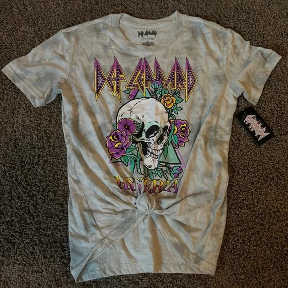 DEF LEPPARD Rhinestoned T-Shirt! 💀🌺 - Picture 7 of 7